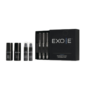 <b>EXO E™ Skin Revitalizing Complex, EXO E™</b><br>Dystrybutor: Croma Pharma  <br><br> Trzy serum uzupełniające zabiegi estetyczne przez nawilżanie i kojenie skóry. Kompleks zawiera egzosomy pochodzenia roślinnego oraz składniki odżywcze przywracając skórze równowagę. Kluczowe składniki produktu są pozyskiwane opatentowaną metodą obejmującą hodowlę Ustilago Cynodontis Ferment i aktywację komórek macierzystych z Piper Nigrum L i korzenia ashwagandhy.