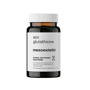 <b>AOX GLUTATHIONE, MESOESTETIC</b><br><br> Suplement diety o silnym działaniu antyoksydacyjnym, który chroni skórę przed stresem oksydacyjnym i przyspieszonym starzeniem. Zawiera glutation, kwas alfa-liponowy, astaksantynę oraz witaminy A, C, E i B3. Wspiera odnowę komórkową, neutralizuje wolne rodniki i przeciwdziała glikacji, poprawiając jędrność, blask i młody wygląd skóry. Tabletki do rozpuszczania w jamie ustnej o przyjemnym smaku. Opakowanie zawiera 60 kapsułek.