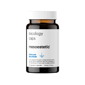 <b>TRICOLOGY CAPS, MESOESTETIC</b><br><br> Suplement diety przeznaczony do codziennego stosowania, który pomaga zahamować wypadanie włosów i wzmocnić mieszki włosowe. Formuła jest oparta na aktywnych składnikach wegańskiego pochodzenia: ekstraktach roślinnych, biotynie, cynku, 5α-Blocker®, witaminie B (np. pirydoksynie, kompleksie witamin B). W 100% wegańska formuła.